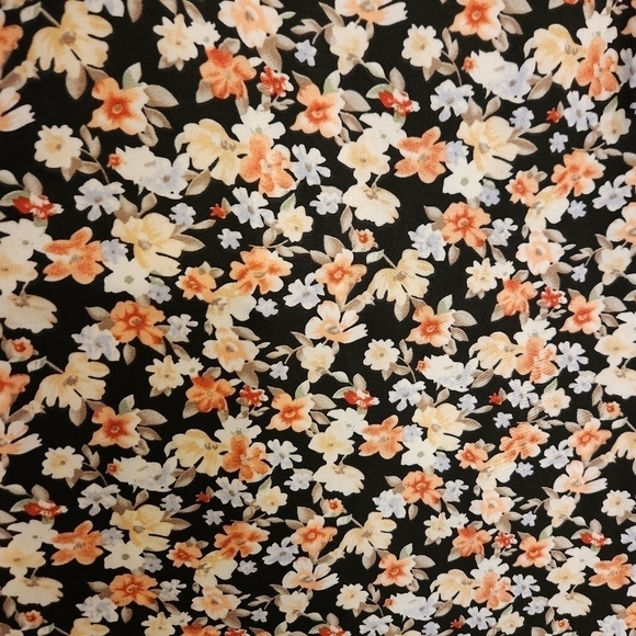 Short Sleeve Floral Midi Dress - Black with Coral and Cream Flowers - Size 6 - Picture 5 of 8